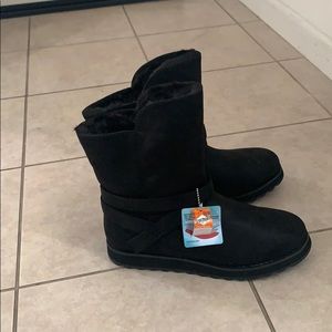 Women boot size 9